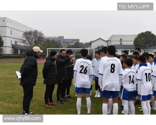 上海足球队逆袭之路揭秘精英赛背后的奋斗与荣耀 上海足球队逆袭之路揭秘精英赛背后的奋斗与荣耀